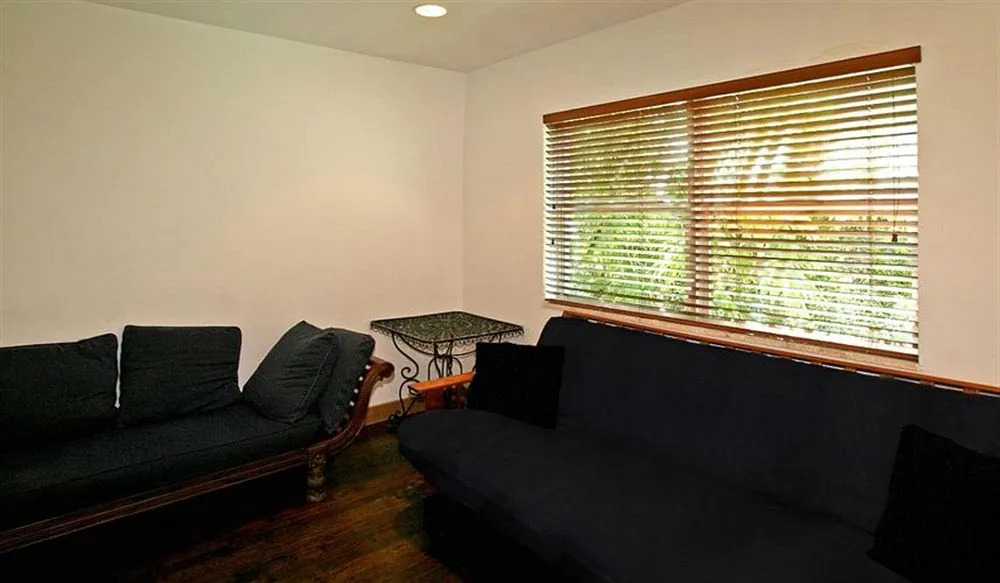 SeaStays- South Beach Apartments