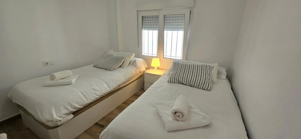 2 bedrooms, Las Plumas