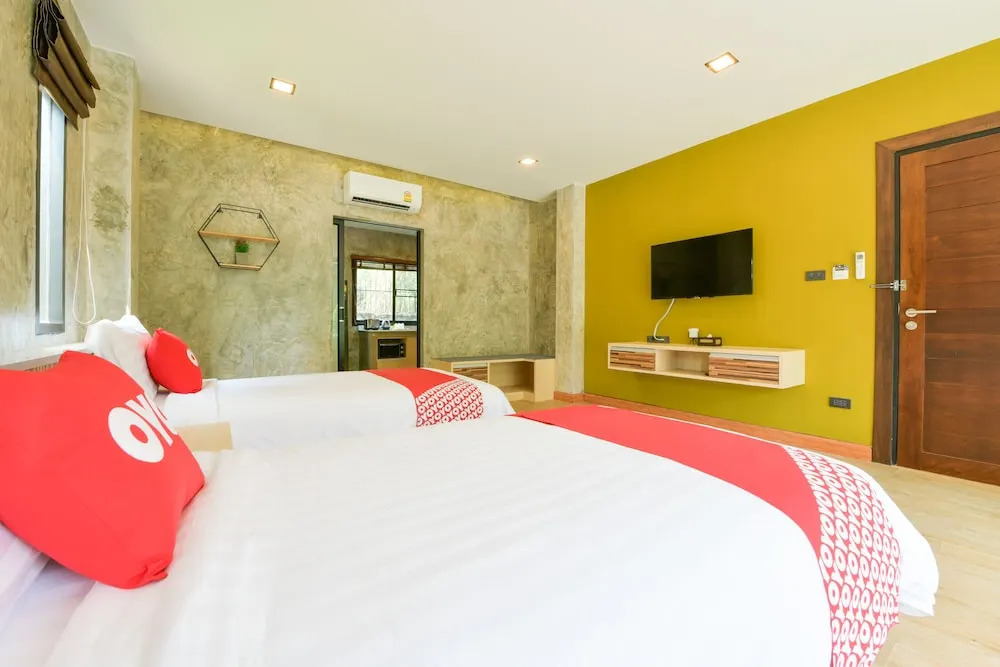 OYO 539 Loft By Busaba