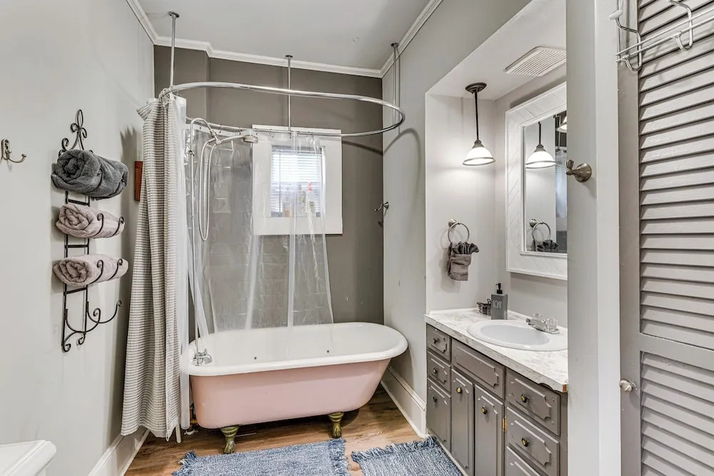 Walkable Location! Dtwn Cary Escape w/ Fire Pit