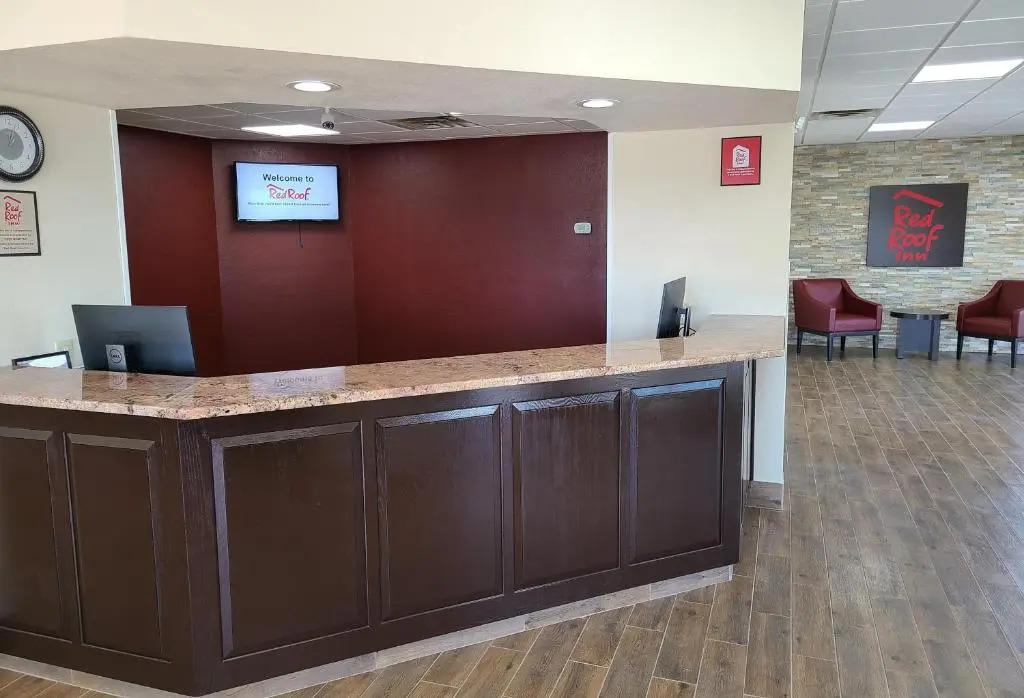 Red Roof Inn Staunton