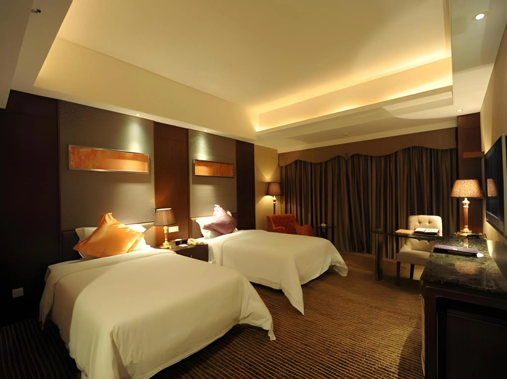 The Clipper Hotel