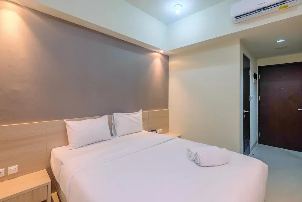 New Furnished with Cozy Stay @ Studio Mustika Golf Residence Apartment