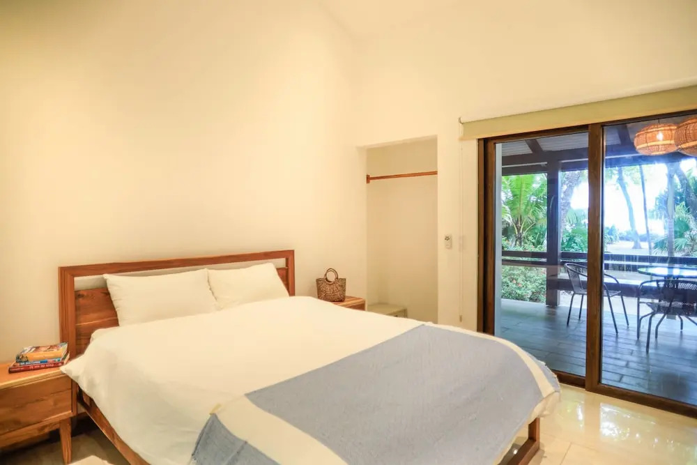 Nekaui Beachfront Villa 2 - Experience Nature