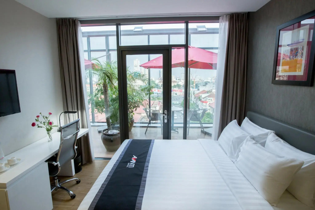 Avanti Hotel