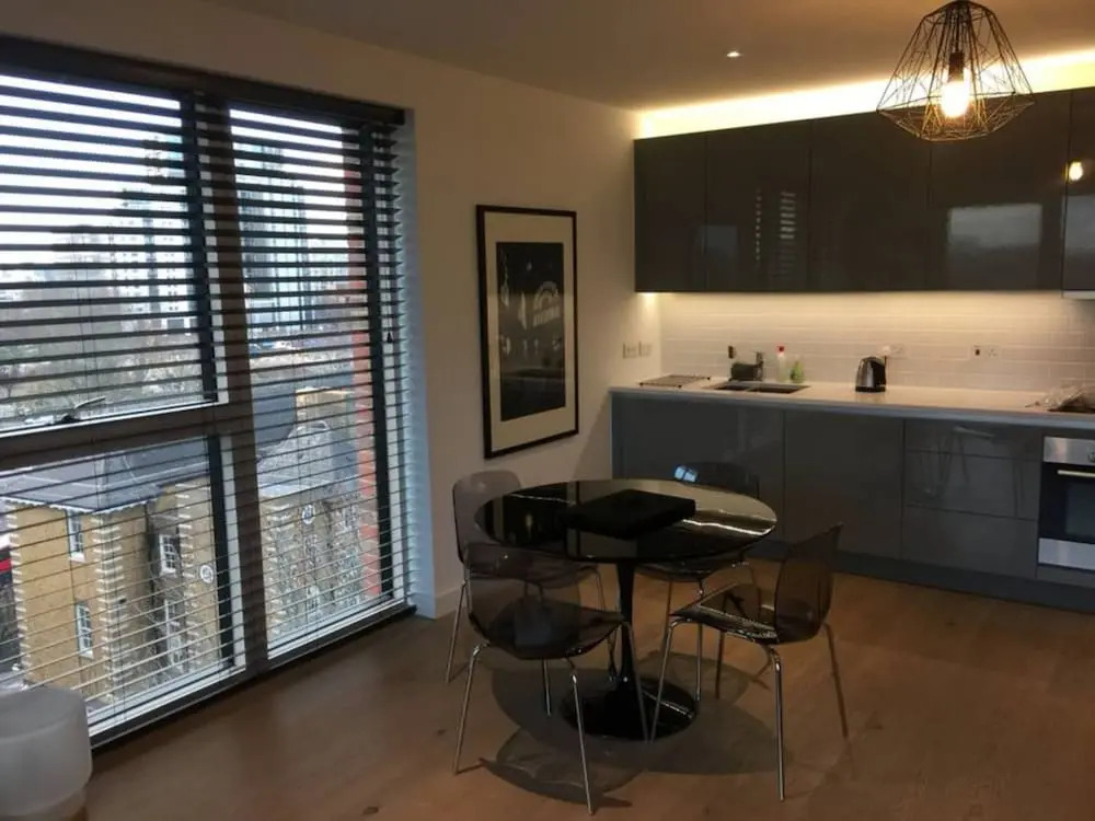 2 Bedroom Apartment Near Elephant And Castle