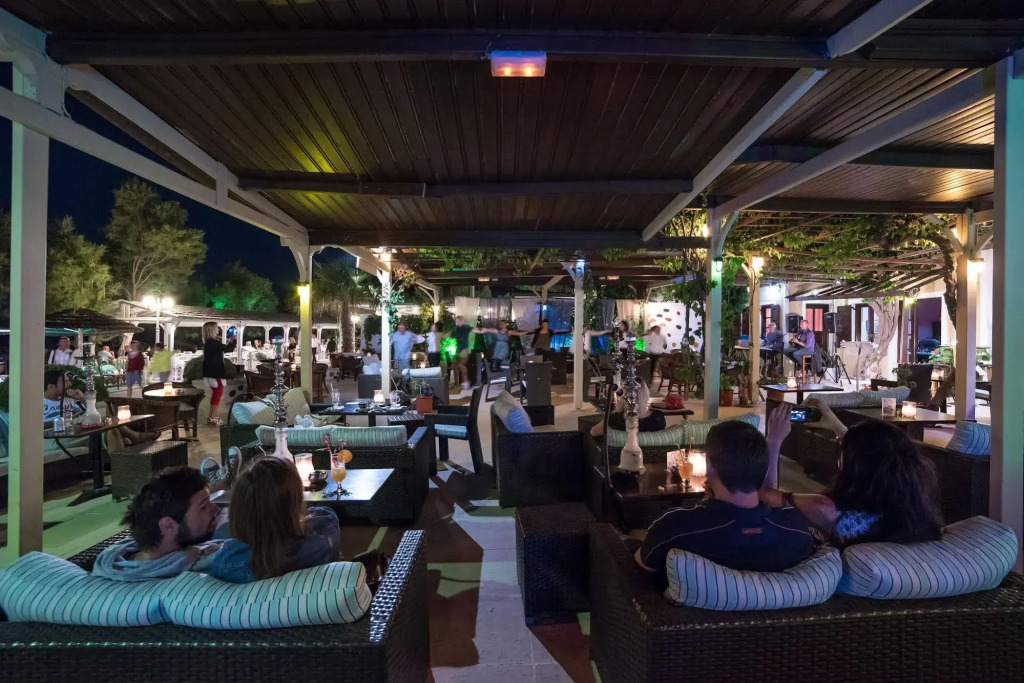 Nostos Beach