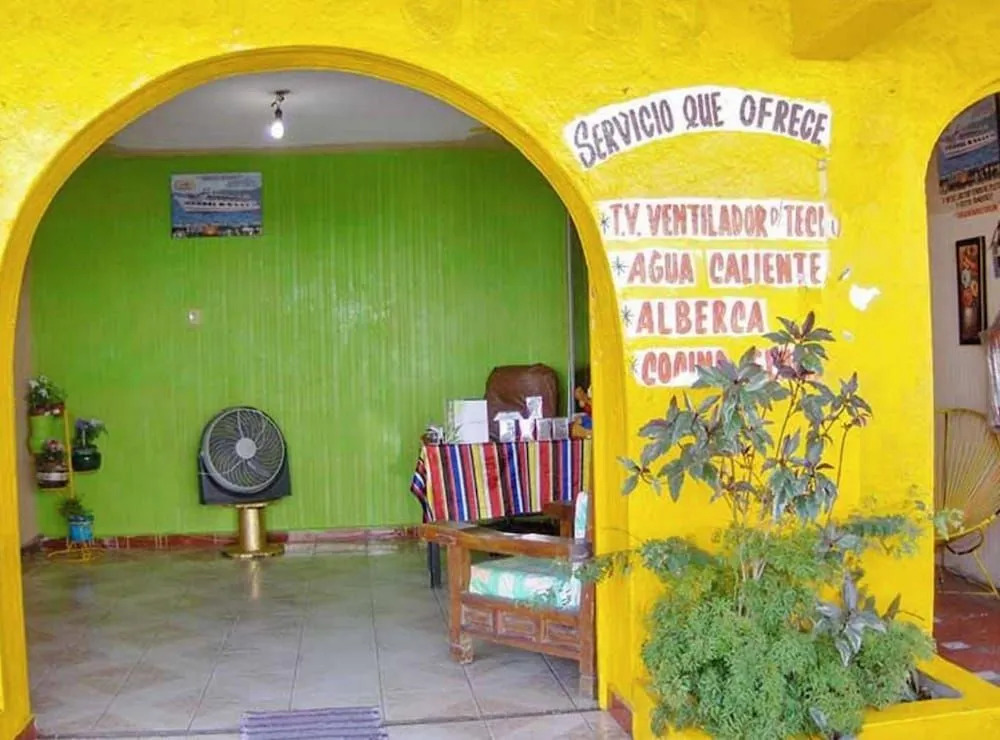 Hotel lobo del mar