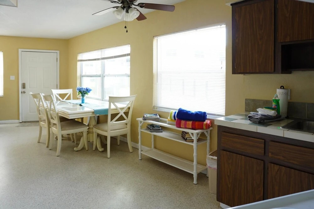 Misty Isles Redington Beachfront Suite 5