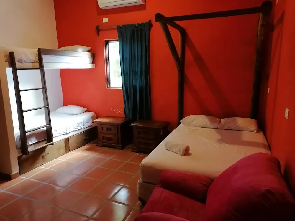 Íkaro Suites Colonial