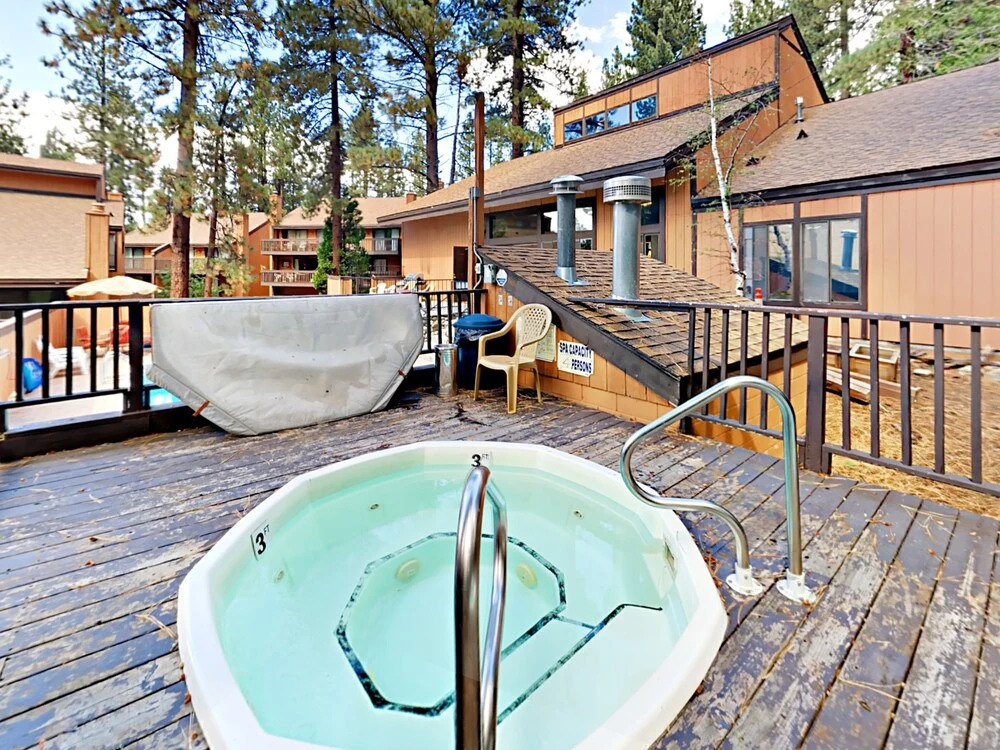 1439 Ski Run Blvd Townhouse E3 2 Bedrooms 2 Bathrooms Townhouse