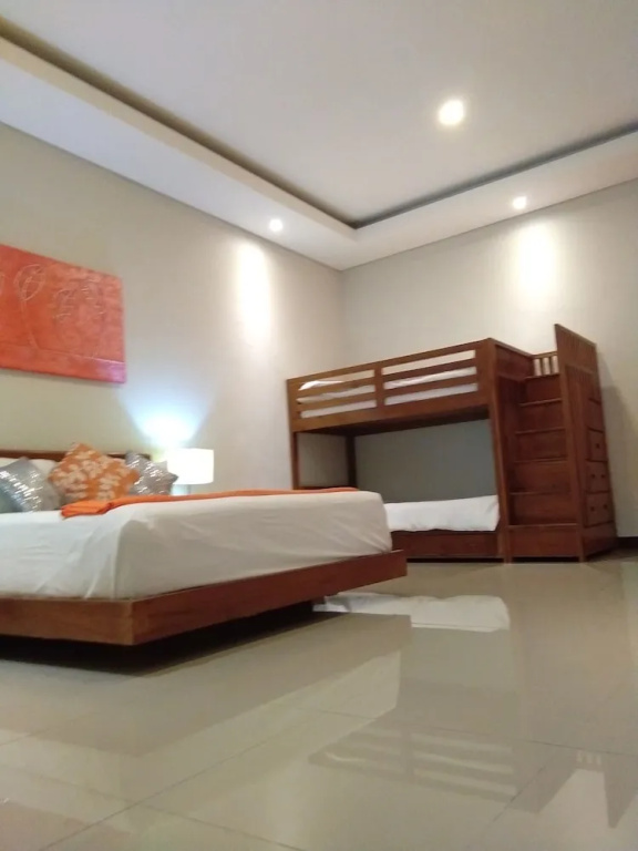 Gathering With 5 Bedroom Center House Villa