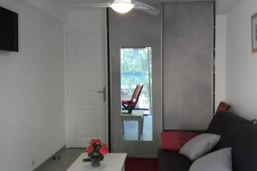 Port Vauban appartement F3 refait à neuf