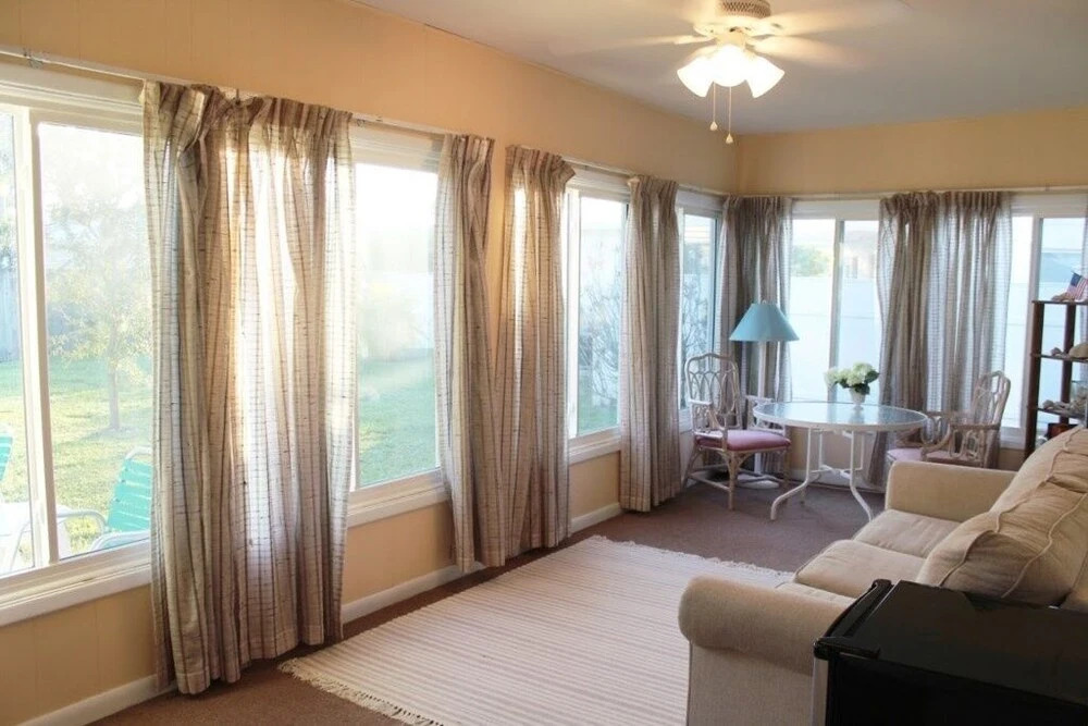 Cozy Cottage #212085 2 Bedrooms 2 Bathrooms Cottage
