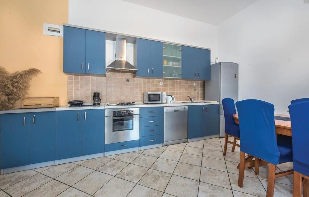 Awesome Home in Primosten With Wifi and 2 Bedrooms