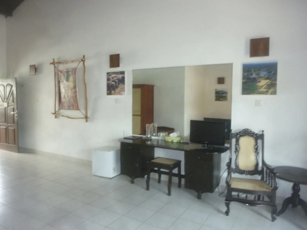 Wunderbar Beach Hotel