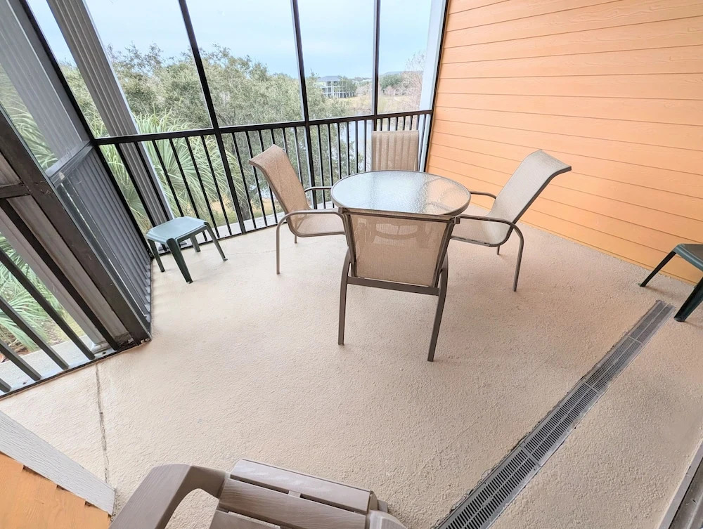 Bahama Bay Resort Penthouse w Lake View 15209