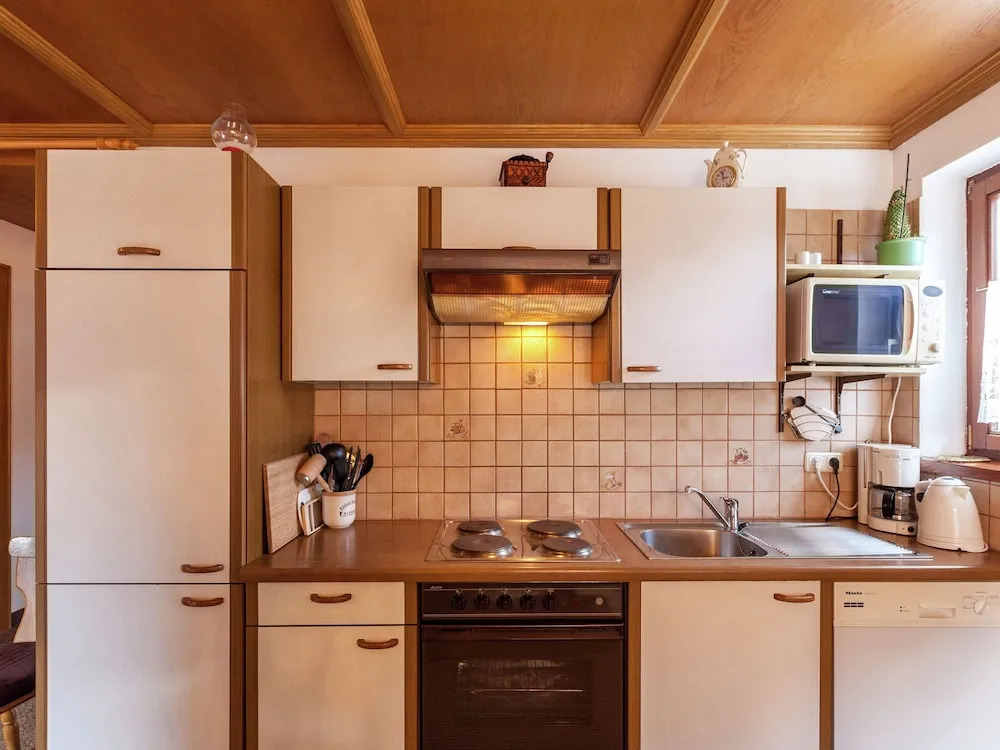 Cozy Apartment in Pettneu am Arlberg With Balcony