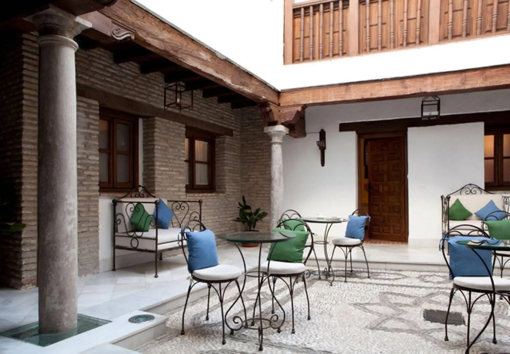 Apartamentos-Suites Casa Cuesta del Agua