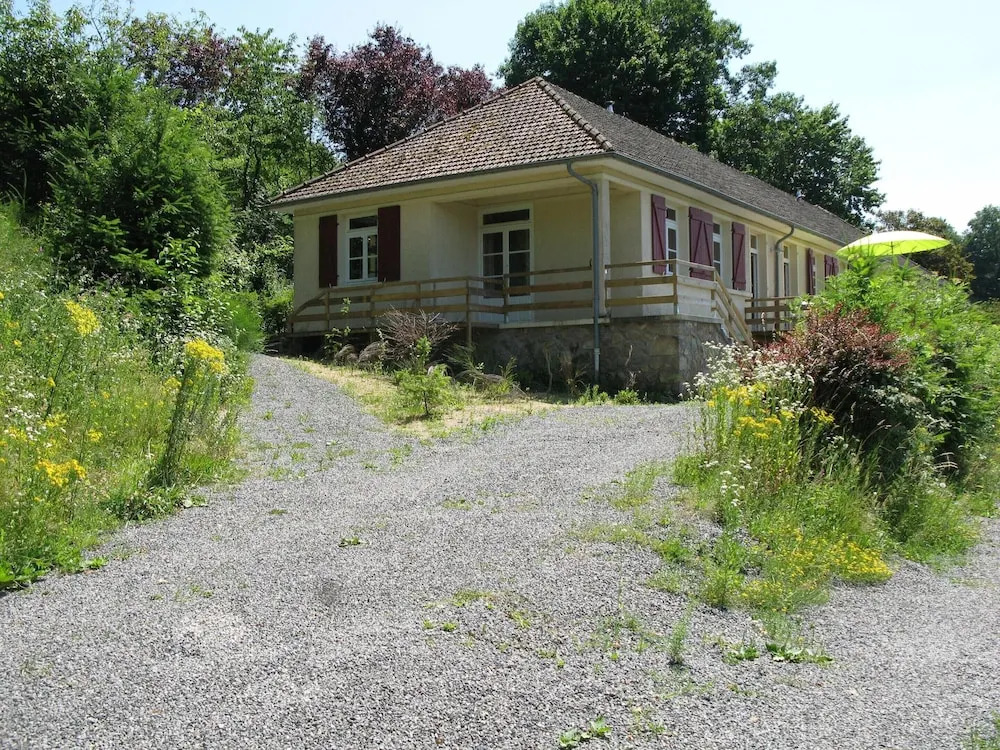 Holiday Home in Luzy With Fenced Garden