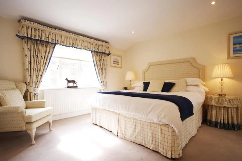 Hyde Park Gardens Mews