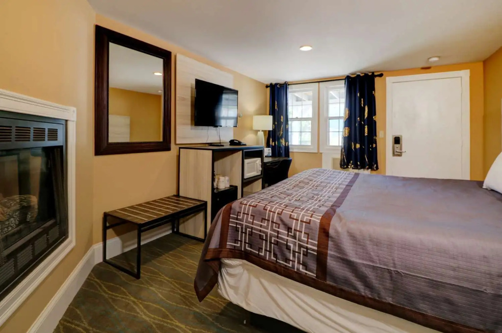 Yankee Clipper Inn, SureStay Collection by Best Western