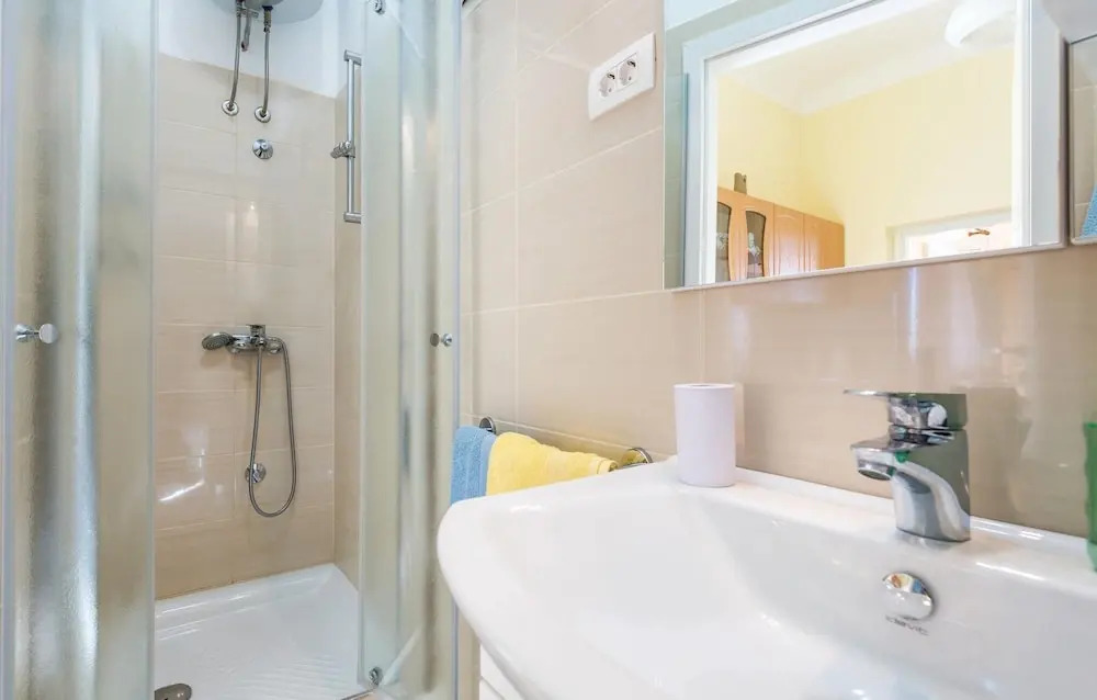 Lovely Apartment In Lovran With Kitchen
