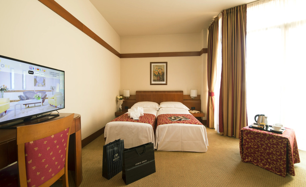 Hotel Re
