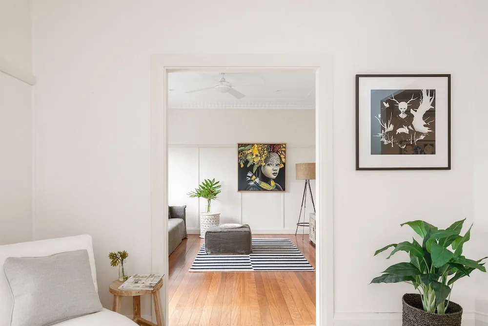 The White Rabbit - with studio & covered deck