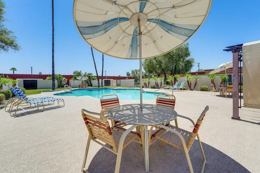 1.5 Mi to Old Town Scottsdale: Unit w/ Fenced Yard