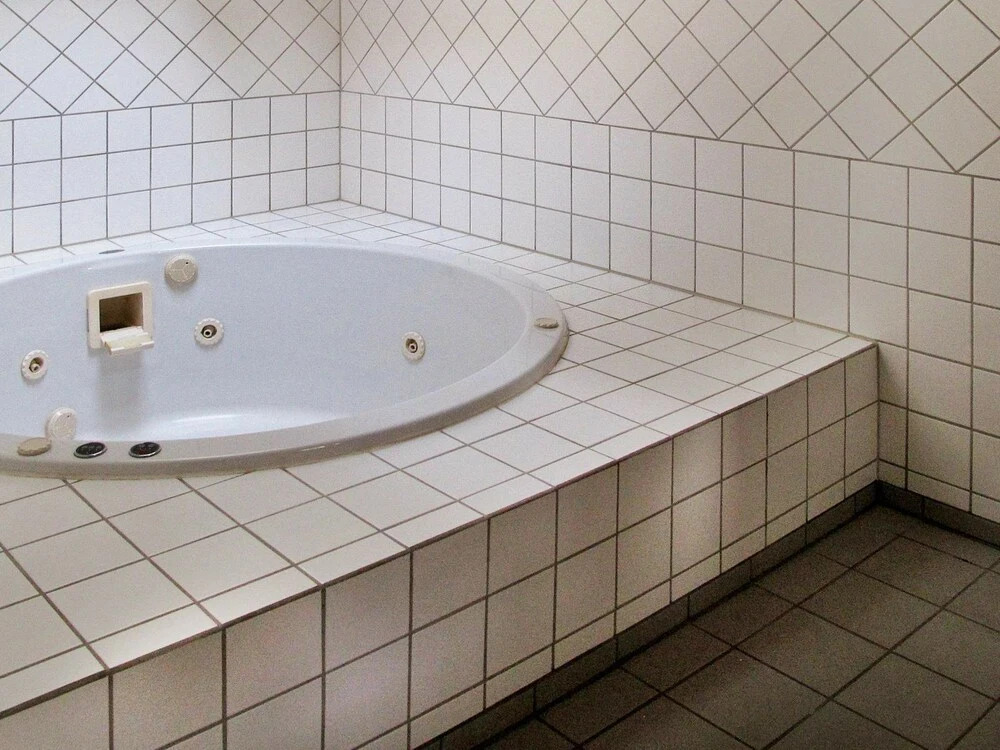 Vintage Holiday Home in Væggerløse With Indoor Whirlpool