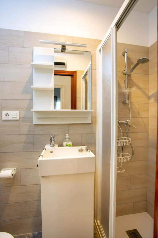 Acogerdor apartmento para 5 personas en el centro de Moraira