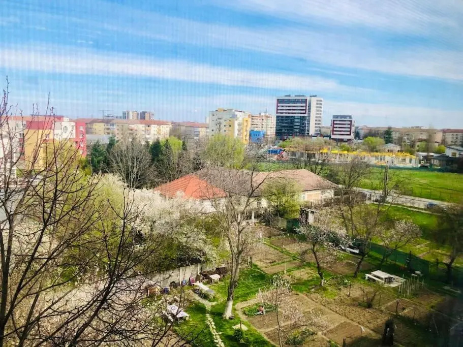 Nice apartment with Best Park View S25