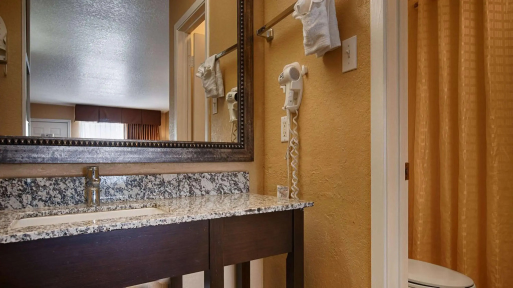 SureStay Hotel by Best Western Floresville