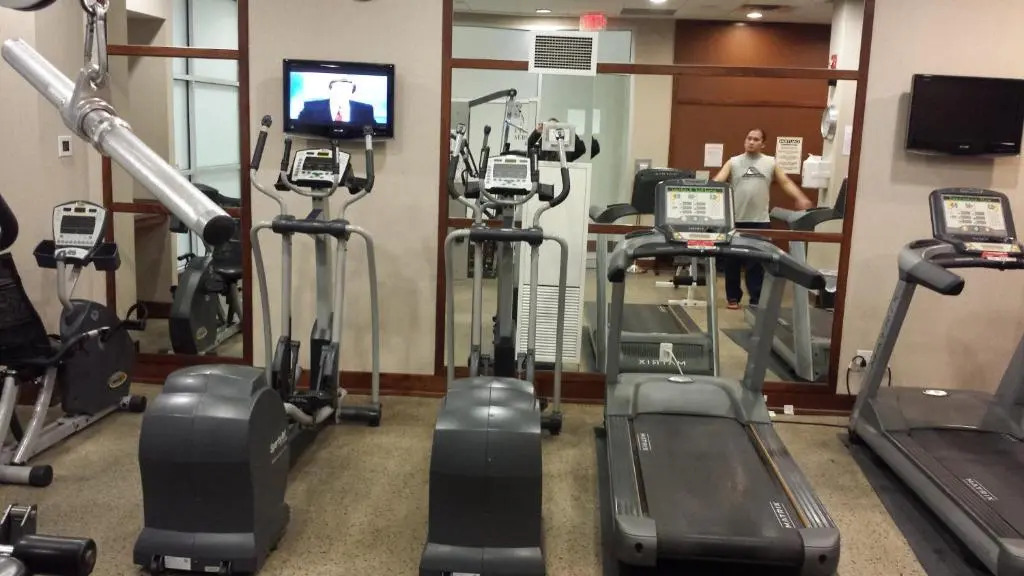 2 Bedroom 1 Bathroom Prime Location in Mississauga