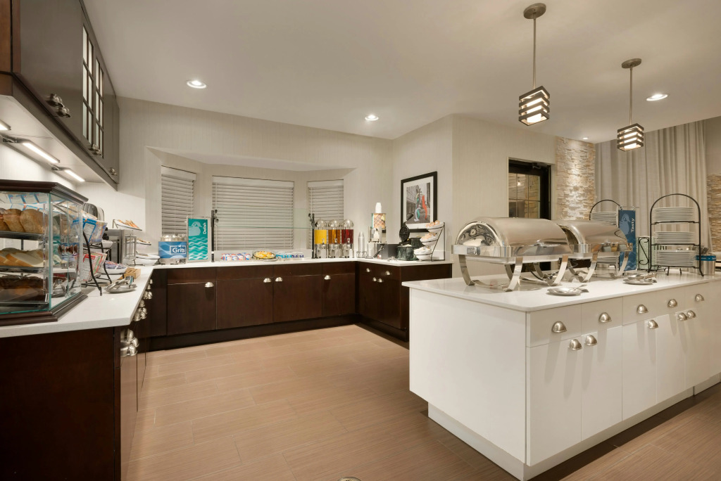Homewood Suites by Hilton Jacksonville Deerwood Park