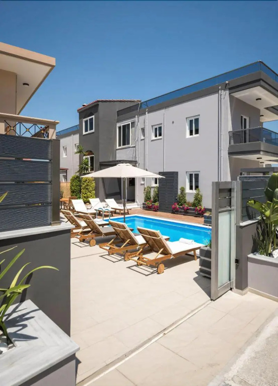 Sun Ray Luxury Apartments