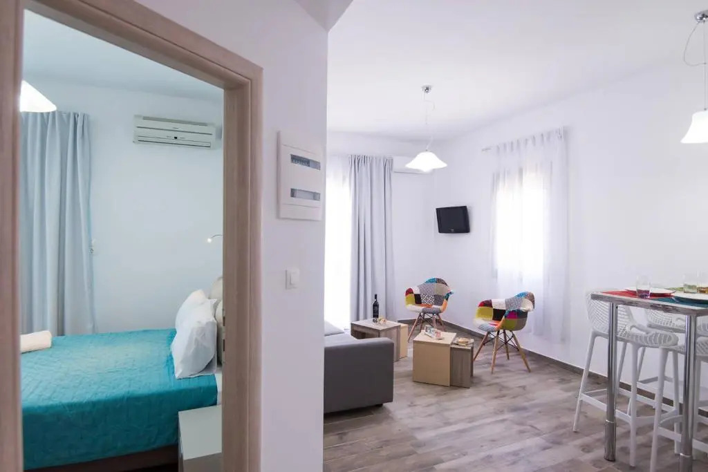 Breeze Vacation Apartments