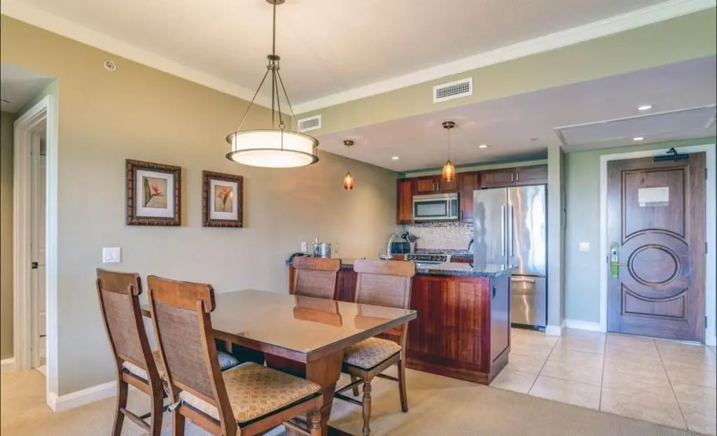 Ocean View Condo with Den in Magnificent Honua Kai K640