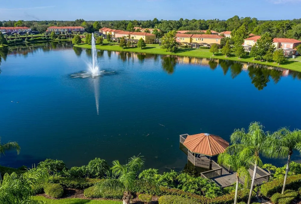 Magical 3Bdr 2bth for 6ppl with Pvt Pool With Huge Clubhouse and amenities near Disney Parks
