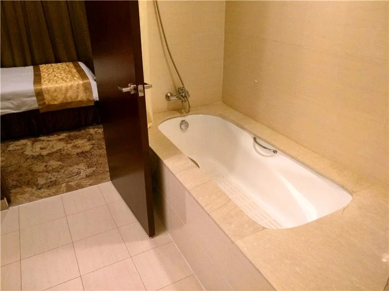 Zhongyi Pengao Hotel