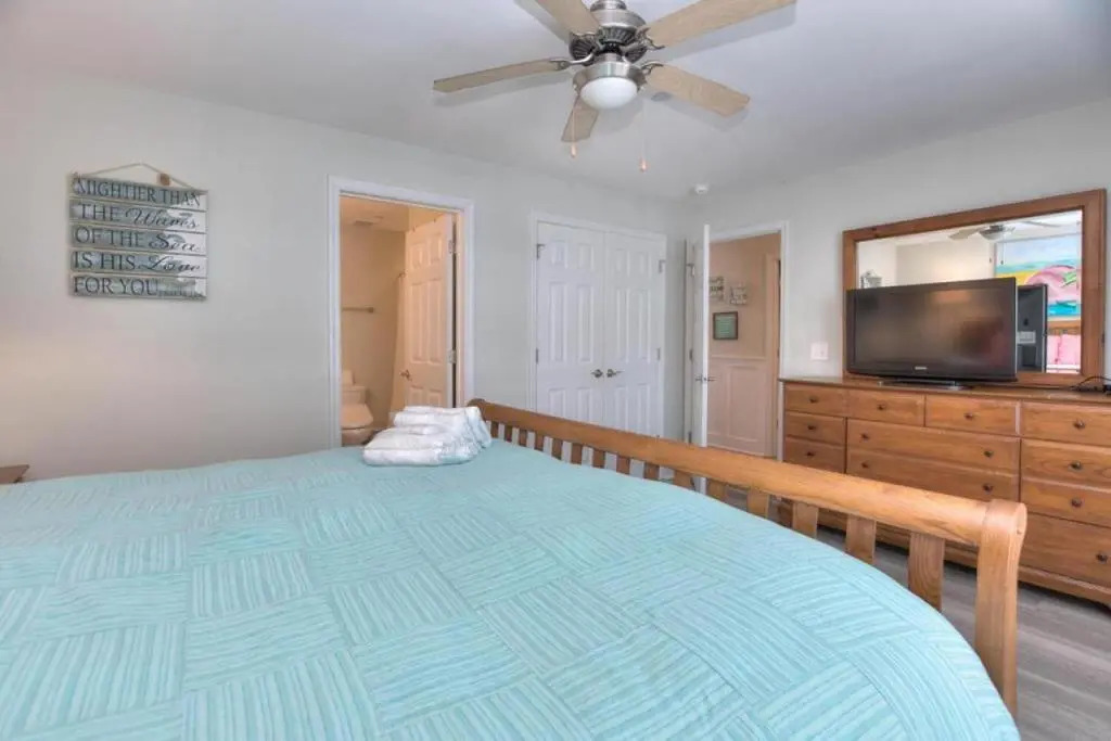 Ocean Walk 4203