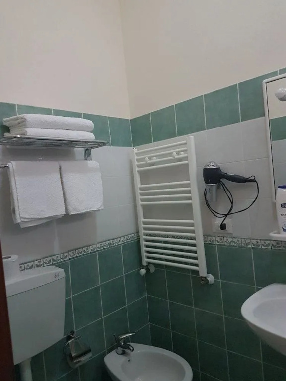 THE BEST ROOMS & APARTMENTS - Parcheggia gratis sotto casa ed entra