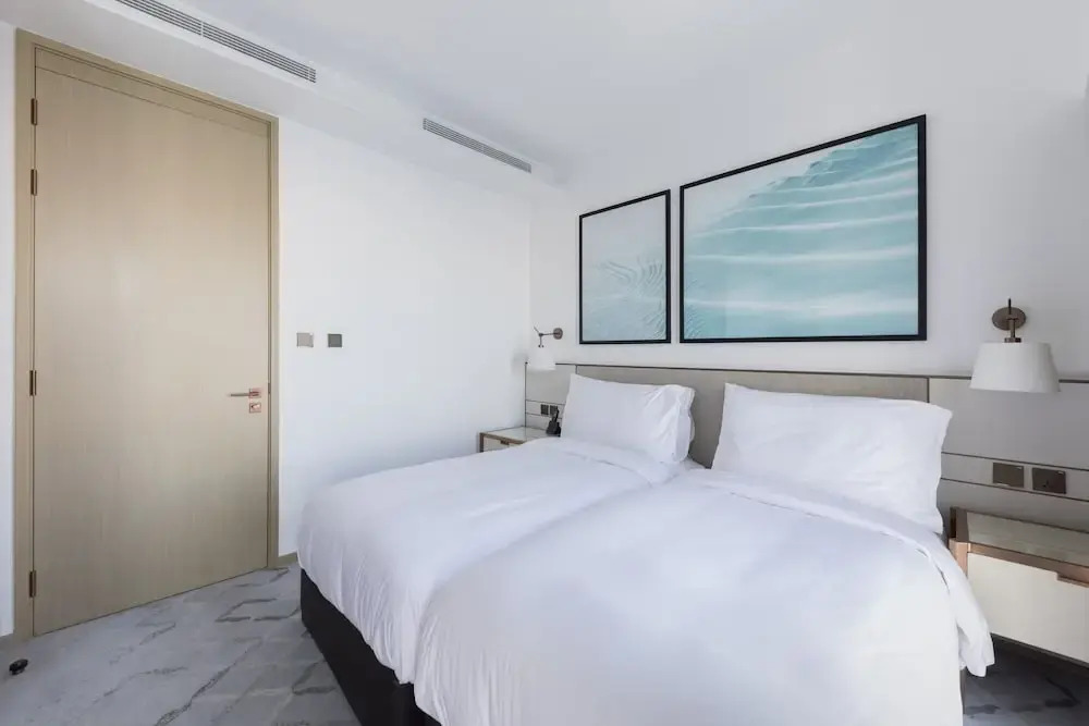 Comfortable 2BR Address Harbour Point