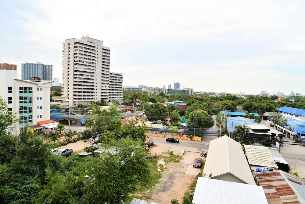 Park Lane Resort Pattaya 2 bedroom condo fully equiped
