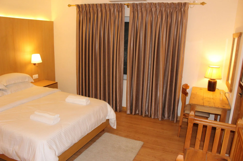 Three Jewels Boutique Hotel