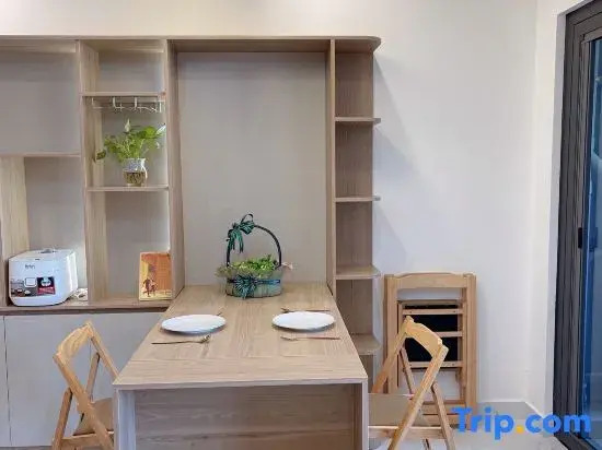 Phong Linh Homestay 30 apartments Vinhomes Grand Park
