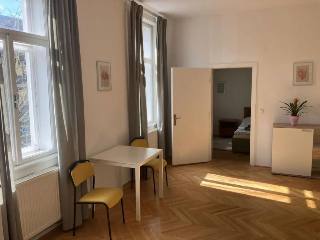 Ruhige Wohnung in Helenental