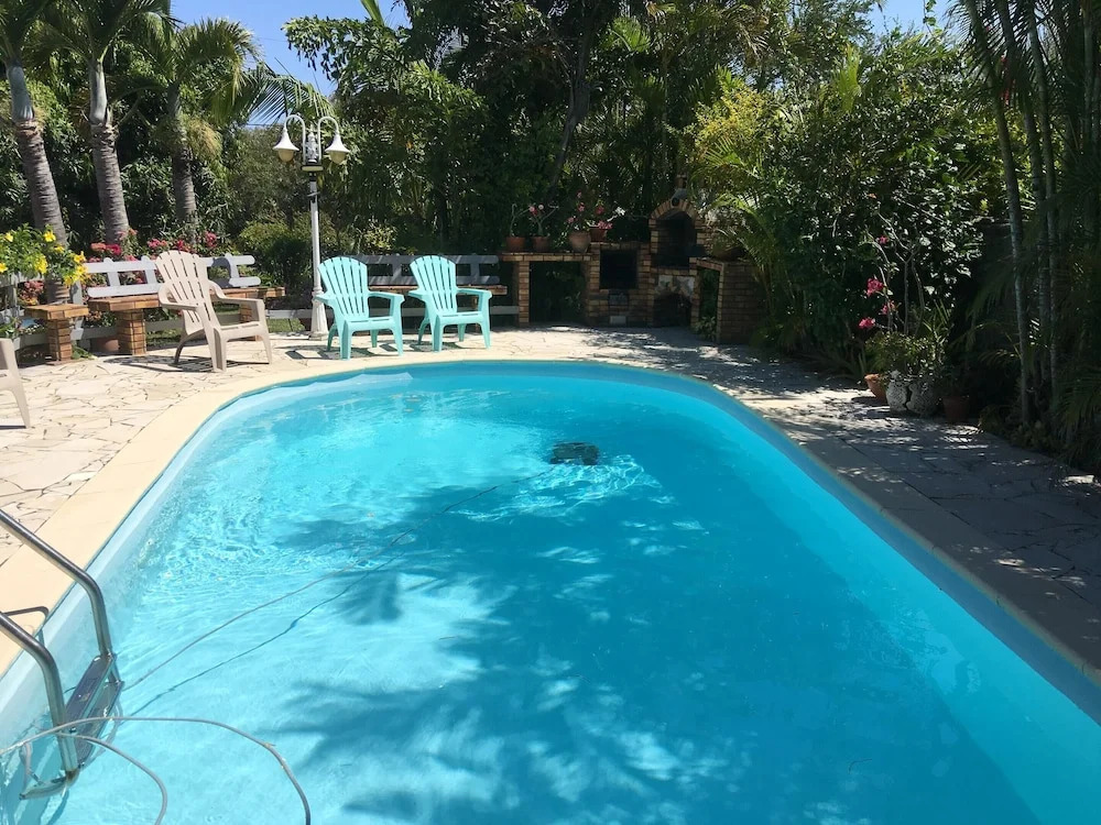 Studio in Saint Joseph , With Shared Pool, Furnished Terrace and Wifi Near the Beach