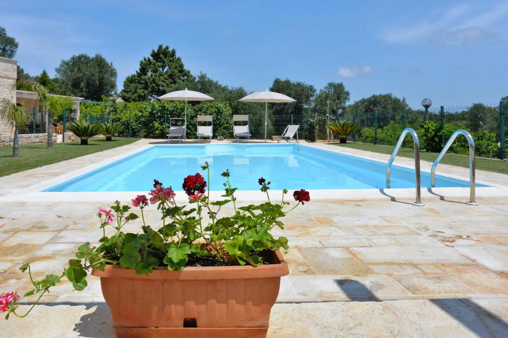 Mansion With Pool Ostuni
